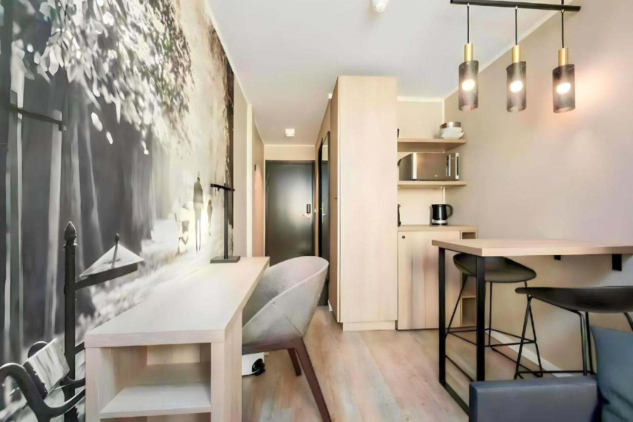 Queen Astrids Aparthotel Oslo Exterior photo